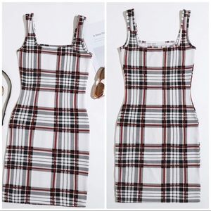3x 4x Plaid white Black Red knee length plus dress